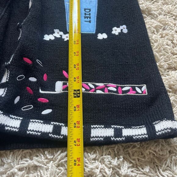 Awesome Quacker Factory Sweater S Movie, Snacks, Cardigan, Black, Embroidered - Picture 9 of 13